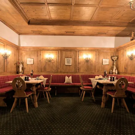 Otel Post 4*