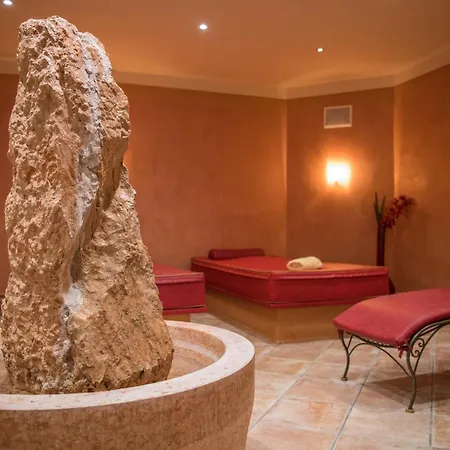 Post Hotel 4*