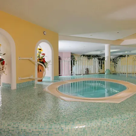 Post Hotel 4*